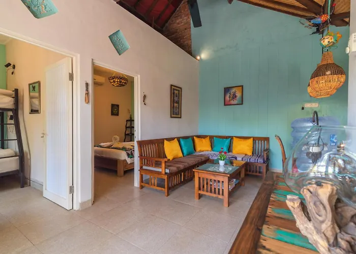 Rumah Kristal Near Vakantiehuis *
