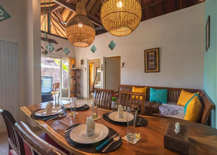 Rumah Kristal Near